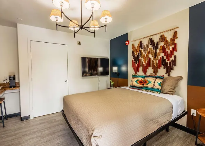 Cozy Retreat For 2 Guests * Tolleson