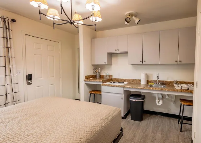 Cozy Retreat For 2 Guests