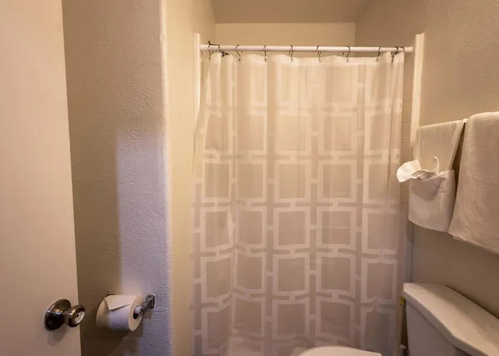 Cozy Retreat For 2 Guests Apartment Tolleson